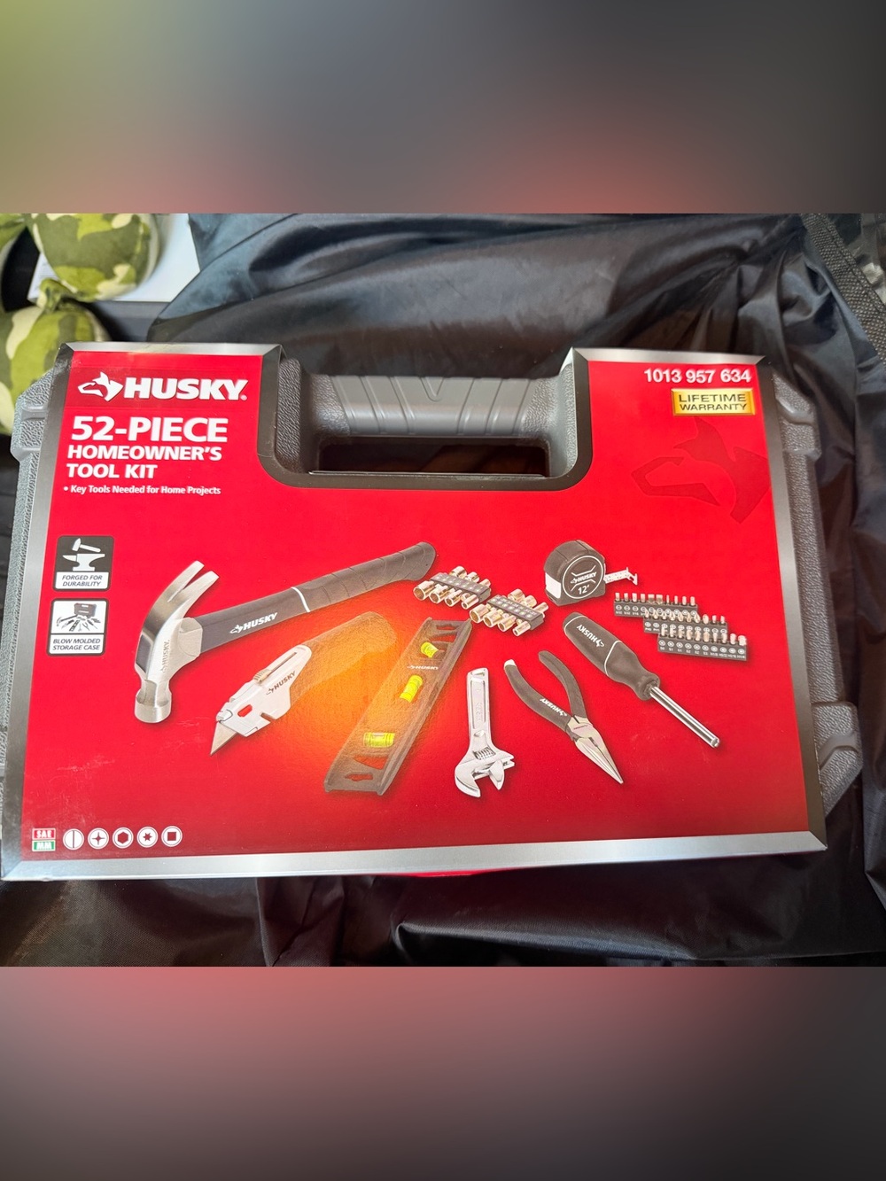 Husky 52 Piece Homeowner's Tool Kit Hammer Level Tape Measure Knife